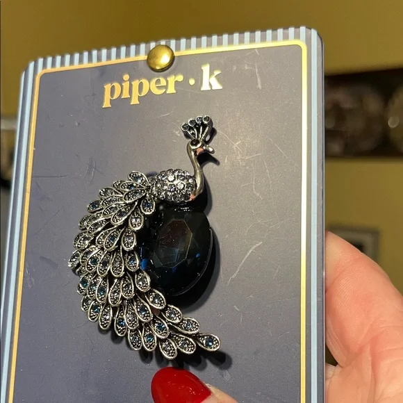 New Piper K Sapphire Blue Glass Stone and Silver Peacock Brooch - Picture 5 of 8